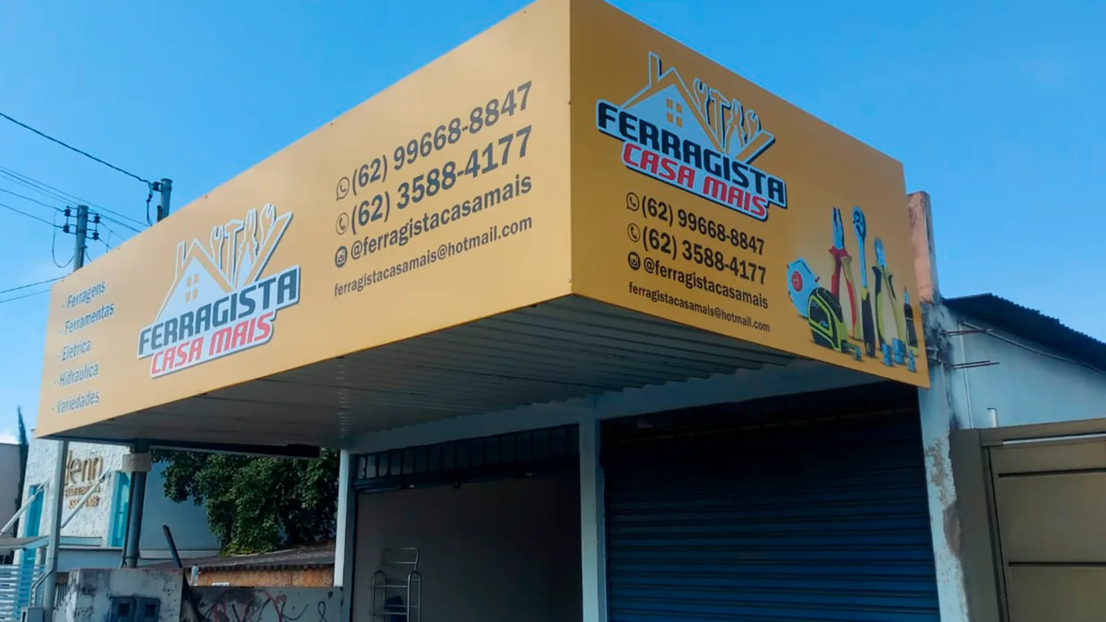 Fachada Ferragista Fênix